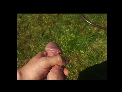 ❤️ ګرم hottie خپل ګلابي بلی fucked او د اوړي په باغ کې د squirt سره cums ترلاسه کوي ❤️  ❌